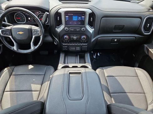 Used 2022 Chevrolet Silverado 2500 LTZ w/ LTZ Premium Package AWD/4WD image 11