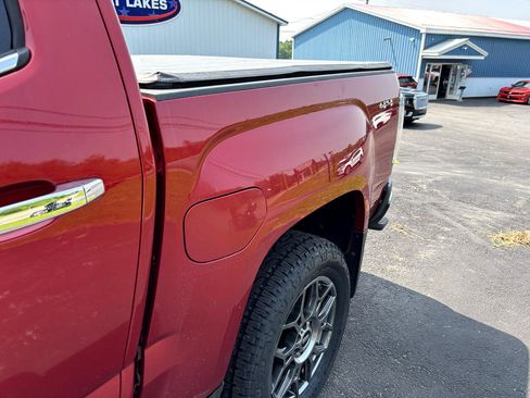 Used 2015 GMC Canyon SLT w/ Driver Alert Package image 11