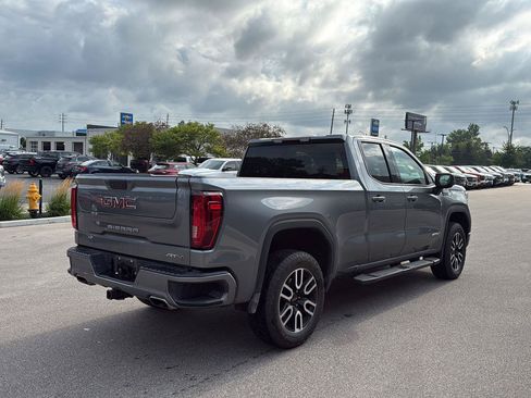 Used 2019 GMC Sierra 1500 AT4 w/ Driver Alert Package I AWD/4WD image 3