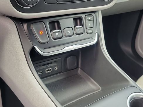 Used 2021 GMC Terrain SLT FWD image 26