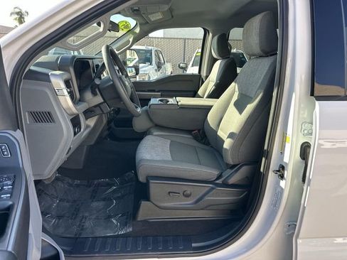 Used 2025 Ford F350 XLT image 16