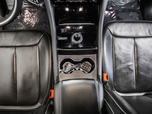 Used 2024 Jeep Grand Cherokee L Limited w/ Luxury Tech Group II image 30