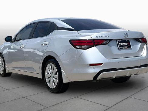 Used 2021 Nissan Sentra S FWD image 12
