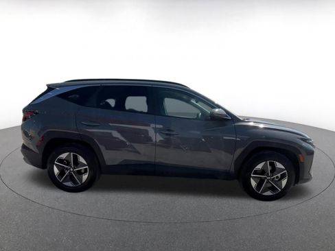 Used 2025 Hyundai Tucson SEL image 16