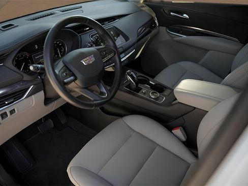 Certified 2023 Cadillac XT4 Luxury w/ Driver Awareness Package image 10