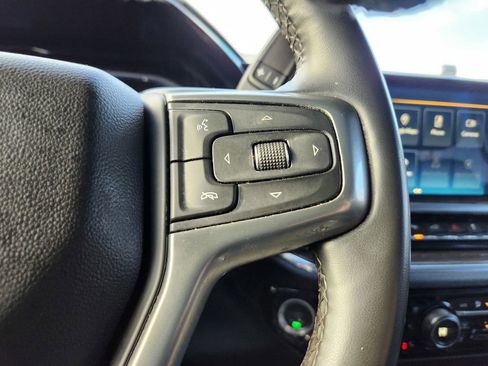 Used 2024 Chevrolet Silverado 2500 LTZ w/ LTZ Convenience Package image 19