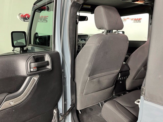 Used 2014 Jeep Wrangler Unlimited Sport w/ Quick Order Package 24S AWD/4WD image 22