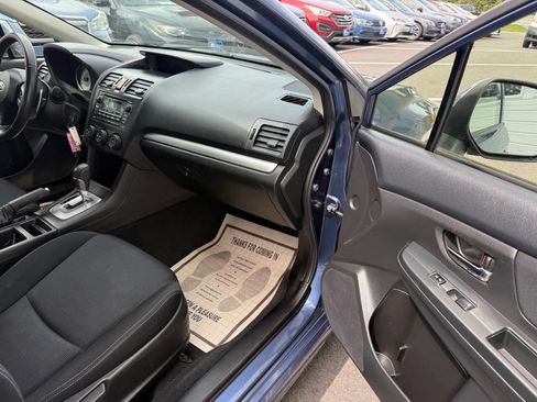 Used 2013 Subaru Impreza 2.0i Sport Premium image 10