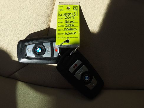 Used 2017 BMW 320i Sedan image 59