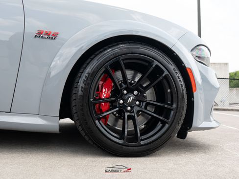 Used 2022 Dodge Charger Scat Pack RWD image 9