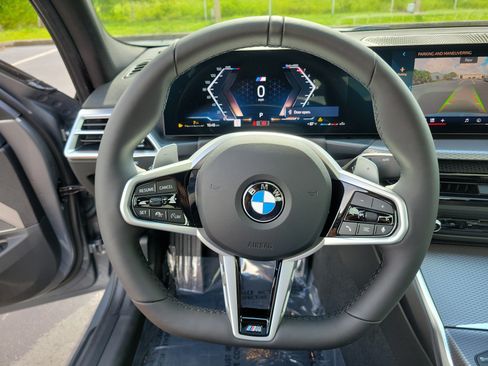 New 2026 BMW 330i Sedan w/ M Sport Package RWD image 22