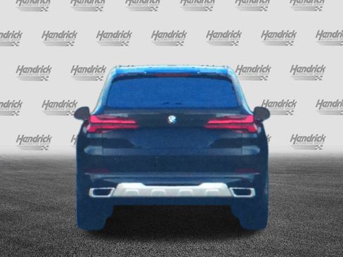 Certified 2025 BMW X5 xDrive40i w/ Climate Comfort Package image 22