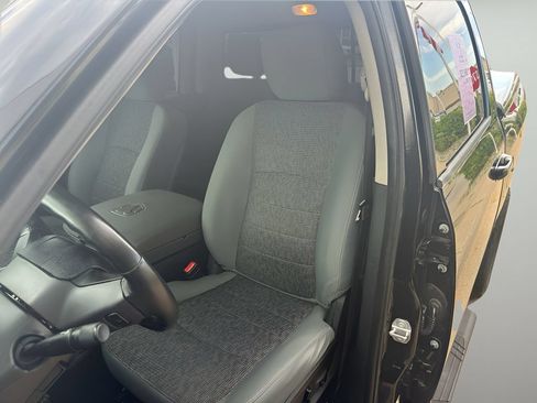 Used 2019 RAM 1500 Classic SLT AWD/4WD image 21