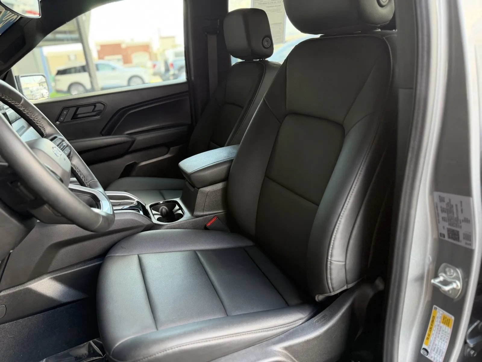 Used 2026 Chevrolet Colorado Trail Boss AWD/4WD image 15