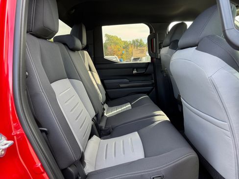 New 2025 Toyota Tacoma TRD Off-Road image 28