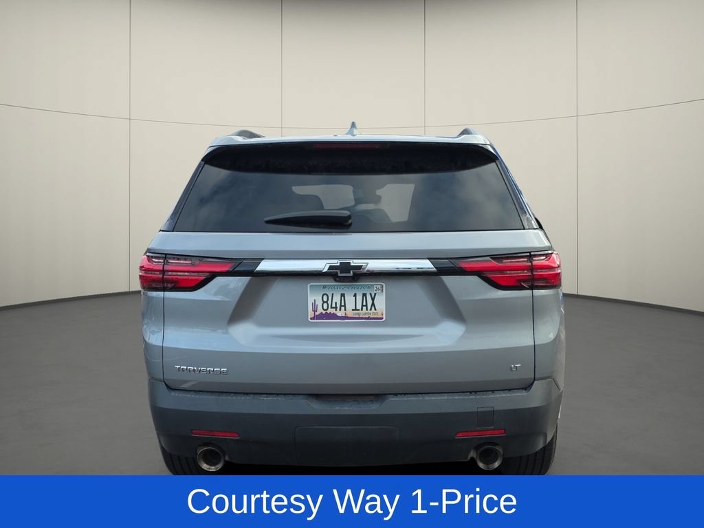Used 2023 Chevrolet Traverse LT FWD image 8