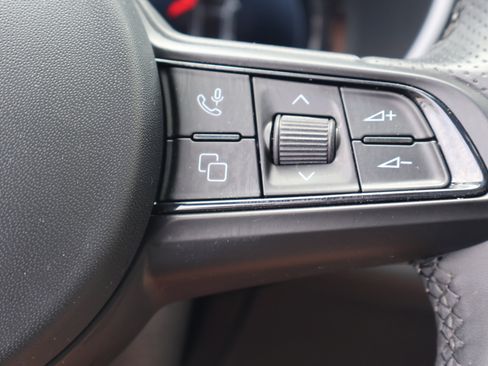 Used 2024 Alfa Romeo Stelvio Ti AWD/4WD image 25