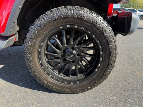 Used 2020 Jeep Wrangler Unlimited Sahara w/ Cold Weather Group image 37