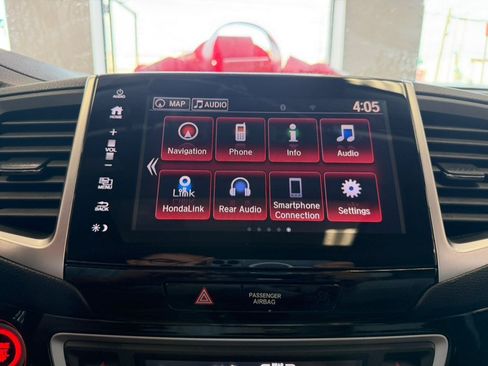 Used 2018 Honda Pilot Elite image 71