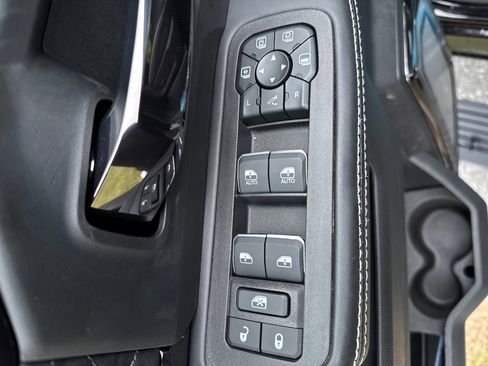 New 2026 RAM 3500 Limited image 24