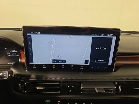 Used 2022 Lincoln Nautilus Reserve image 26