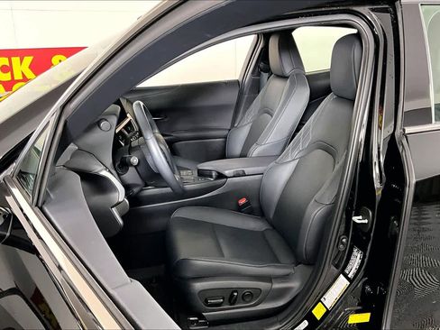 Used 2024 Lexus UX 250h FWD w/ Premium Package image 7