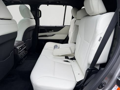 New 2026 Lexus LX 600 4WD w/ Luxury Package image 11