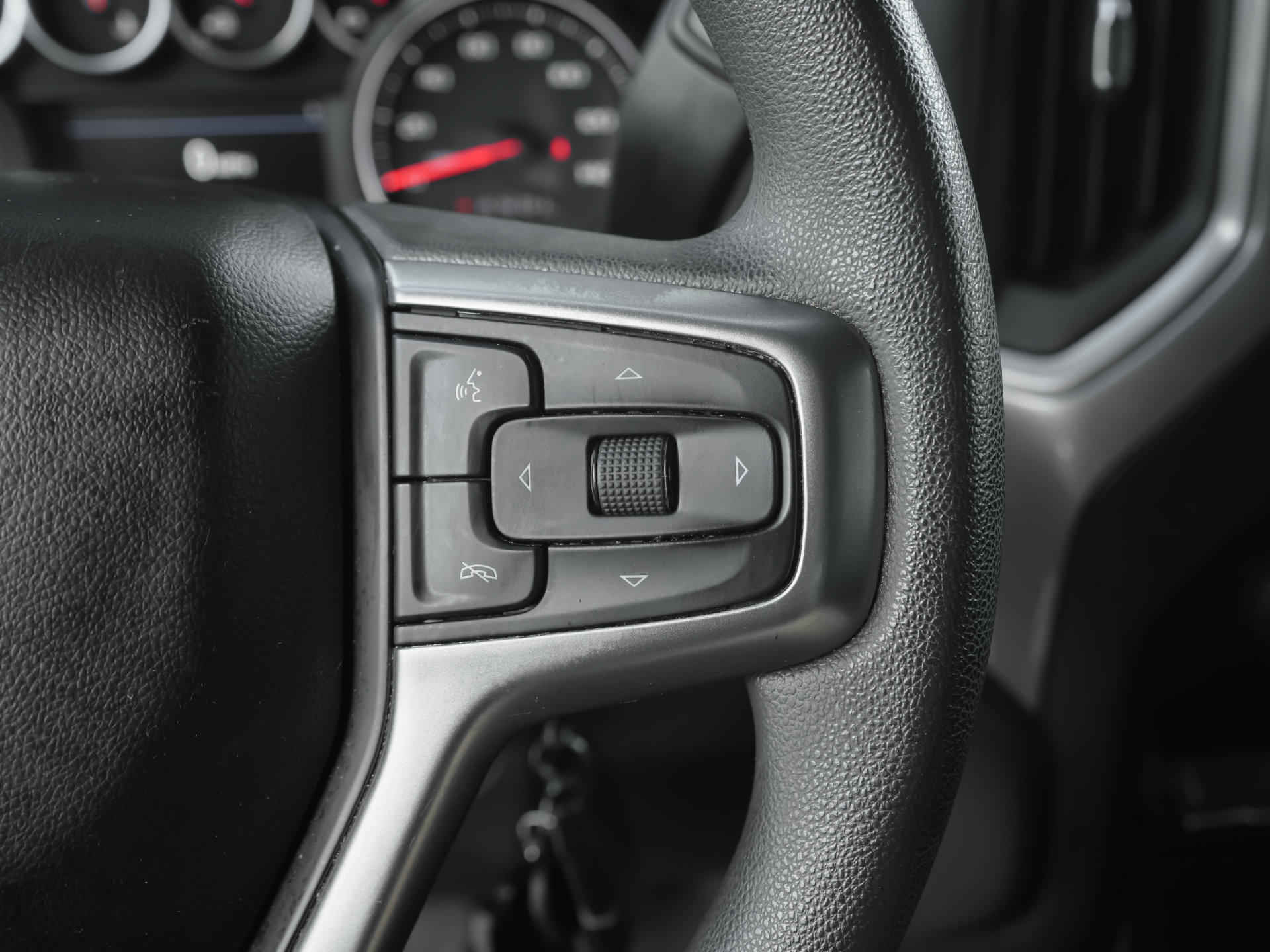 Used 2021 Chevrolet Silverado 1500 Custom w/ Safety Confidence Package RWD image 23