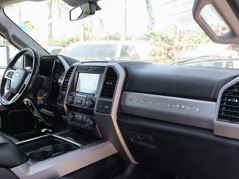 Used 2021 Ford F250 Lariat w/ Lariat Value Package image 38