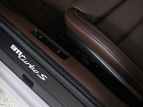 Certified 2024 Porsche 911 Turbo image 25