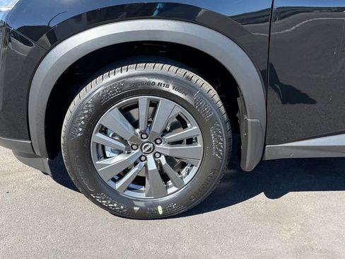 New 2026 Nissan Pathfinder SV FWD image 27