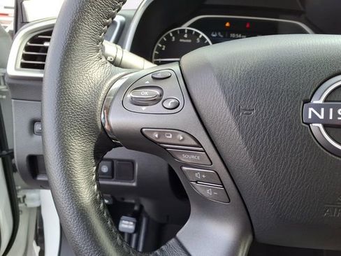 Used 2024 Nissan Murano SV w/ SV Midnight Edition Package image 17