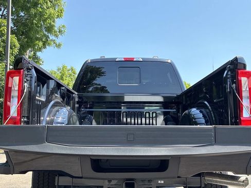 New 2026 Ford F250 XL w/ STX Appearance Package AWD/4WD image 4
