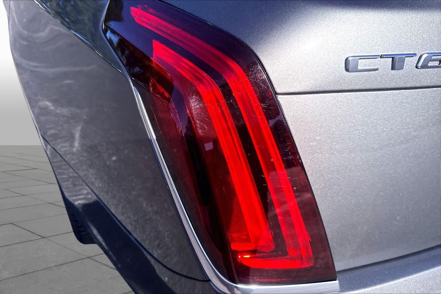 Used 2017 Cadillac CT6 2.0T RWD image 29