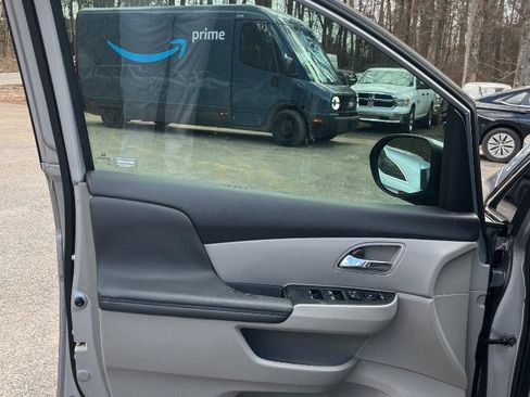 Used 2016 Honda Odyssey EX-L image 21