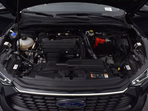 Used 2024 Ford Escape Platinum image 27