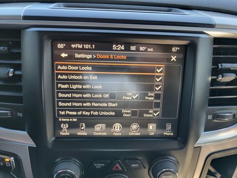 Used 2016 RAM 1500 Big Horn AWD/4WD image 40