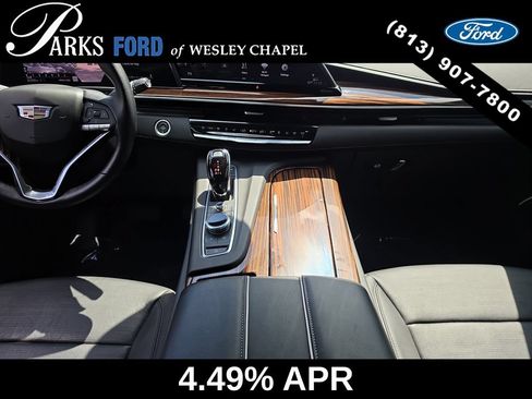 Used 2021 Cadillac Escalade Premium Luxury RWD image 13