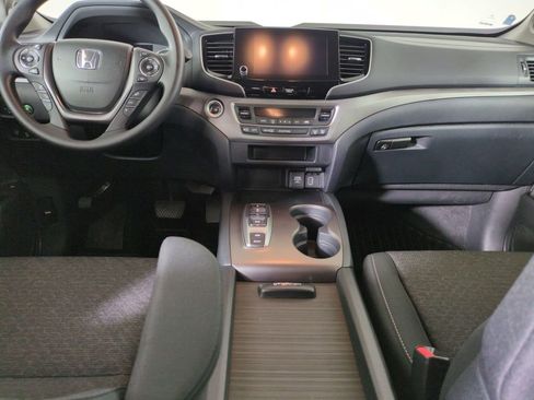 Certified 2023 Honda Ridgeline Sport image 21