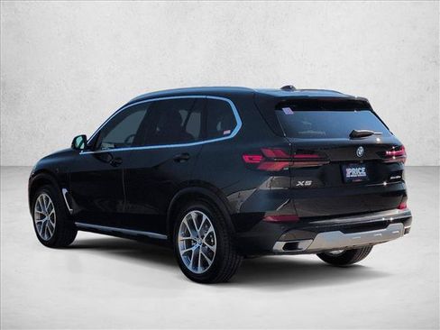Used 2026 BMW X5 xDrive50e w/ Climate Comfort Package AWD/4WD image 8