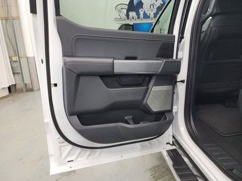 New 2025 Ford F150 Lariat w/ Equipment Group 501A Mid image 26