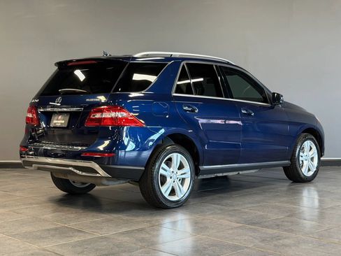 Used 2015 Mercedes-Benz ML 250 BlueTEC 4MATIC image 5