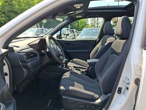 Certified 2025 Subaru Forester Premium AWD/4WD image 13