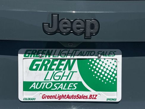 Used 2016 Jeep Renegade Trailhawk AWD/4WD image 18