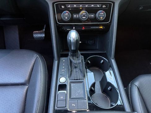 Used 2022 Volkswagen Atlas SE FWD image 15