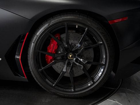 Used 2016 Lamborghini Aventador LP 700-4 AWD/4WD image 12
