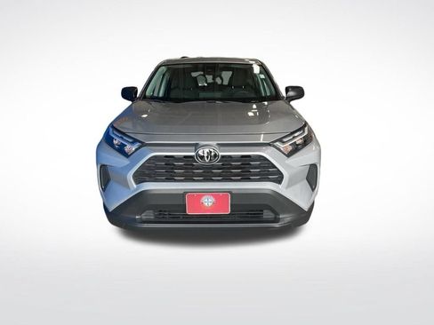 Used 2025 Toyota RAV4 LE AWD/4WD image 13