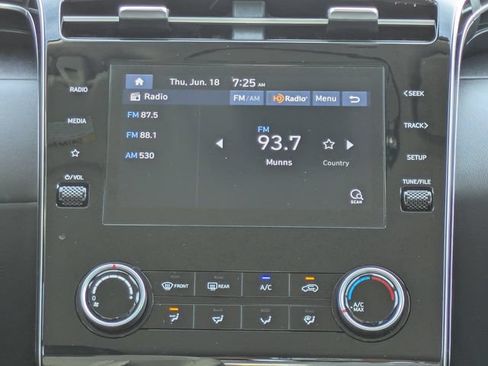 Used 2023 Hyundai Tucson SE FWD image 18