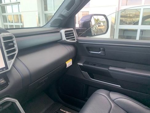Used 2023 Toyota Tundra Platinum w/ Advanced Package AWD/4WD image 17