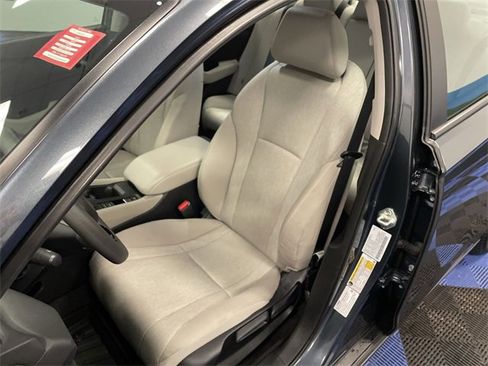 Certified 2025 Honda Accord LX image 11